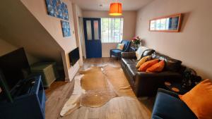 The Kingfisher, by Spires Accommodation a great location for visiting the NEC and Drayton Manor