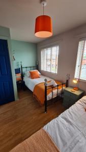 The Kingfisher, by Spires Accommodation a great location for visiting the NEC and Drayton Manor