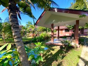 Mom and Me Resort & Farm