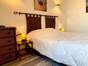 Appartements Appartement Duplex a Meze avec Terrasse et Garage Proche Port et Plage - 2 Cles - FR-1-604-30 : photos des chambres