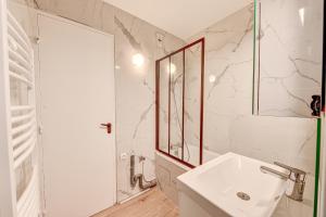 Appartements Grand studio avec parking - Porte de Versailles : photos des chambres