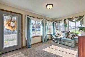 Spacious Family-Friendly Home in Massillon!