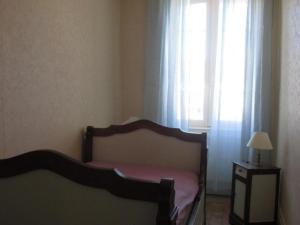 Gîte Indépendant avec Cour Close, WiFi et Chauffage Compris – Proche Montluçon et Néris-les-Bains - FR-1-489-27