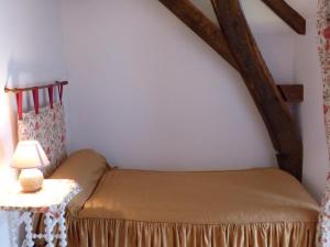 Maisons de vacances Gite Ebreuil, 3 pieces, 5 personnes - FR-1-489-70 : photos des chambres