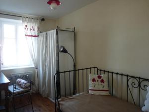 Maisons de vacances Gite Ferrieres-sur-Sichon, 4 pieces, 6 personnes - FR-1-489-191 : photos des chambres