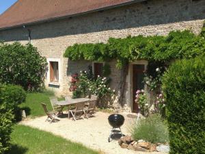 Authentique Grange du XVème siècle avec jardin et animaux admis - FR-1-489-275