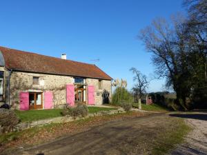Maisons de vacances Gite Beaune-d'Allier, 4 pieces, 6 personnes - FR-1-489-246 : photos des chambres