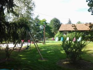 Maisons de vacances Gite Moulins, 3 pieces, 5 personnes - FR-1-489-324 : photos des chambres