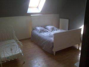 Maisons de vacances Gite Bransat, 5 pieces, 8 personnes - FR-1-489-295 : photos des chambres