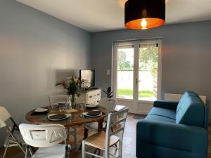 Gîte rénové à Pierrefitte-sur-Loire avec jardin et parking - FR-1-489-347