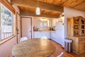 Amazing Cabin - Close To Ski Resort and Village