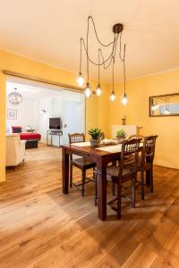 BohnApartments Bauhaus - absolutes Zentrum - Terrasse - Vollausstattung - WLAN