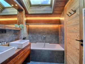 Chalets Chalet Montriond, 7 pieces, 13 personnes - FR-1-627-39 : photos des chambres