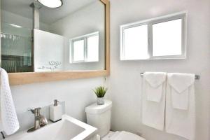 King Garden Suite - 10 mins to Beach and LAX