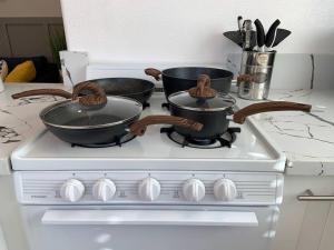 King Garden Suite - 10 mins to Beach and LAX