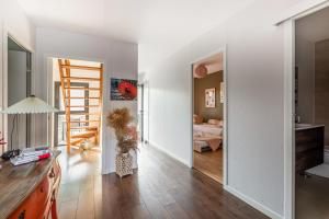 Maisons de vacances Charming house with garden in La Rochelle - Welkeys : Maison de Vacances