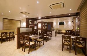Hotel Shlok- Pure Veg , Kolhapur