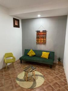 Casa CeibaDpto. entero cerca del Centro Histórico