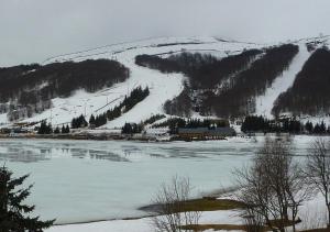 Appartements Les Pistes Vertes Le lac Bleu chez Lorenzo et Severine : photos des chambres