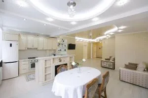 White Sky Apartment - Вадул-луй-Водэ