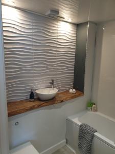 Boutique Coastal appt nr Edinburgh
