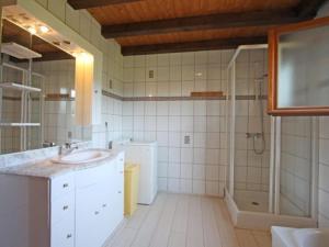 Maisons de vacances Gite Basse-sur-le-Rupt, 4 pieces, 6 personnes - FR-1-589-42 : photos des chambres