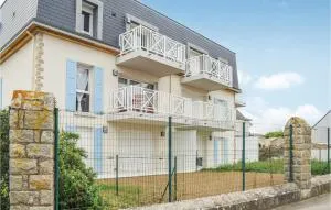 Cozy Apartment In Saint Quay Portrieux - 普卢阿