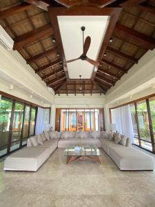 Harlan Beach Villa Boracay