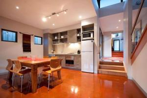 Lake Daylesford Lodge 7