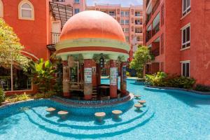 SEVEN SEAS CONDO RESORT