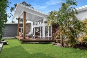 Bamboo Beachhouse - Berrara