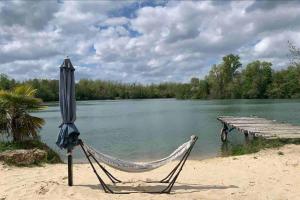 Villas Superbe propriete lac, plages privees proche Paris : photos des chambres