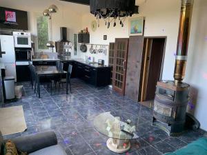 Villas Superbe propriete lac, plages privees proche Paris : photos des chambres