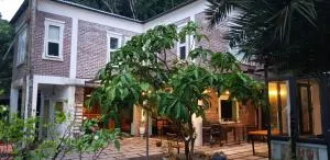 2Stones Cát Bà Homestay - Ðồng Khê Sâu