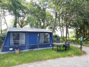 Campings Hebergements en camping familial : photos des chambres