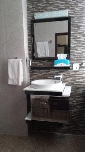 Hotel Meridian Suite