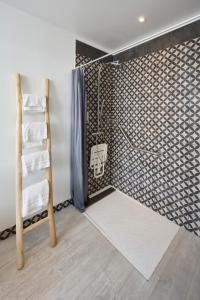 Hotels The Originals Boutique, Hotel La Colonne de Bronze, Saint-Valery-sur-Somme : photos des chambres