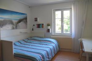 Maisons de vacances Superbe maison avec jardin magnifique! : photos des chambres