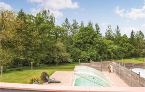 Maisons de vacances Stunning Home In St Martin Des Pres : photos des chambres