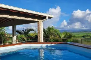 972D1 - Résidences Tamarin Haut de villa Tamarin 200m2 vue panoramique - Petit Bourg