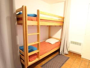 Appartements Appartement La Salle-les-Alpes, 3 pieces, 8 personnes - FR-1-330F-71 : photos des chambres