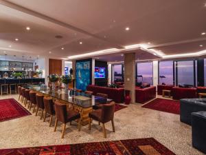Boutique Ocean Views - incorporating Wendys
