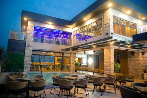 El Vistra Hotel Angeles