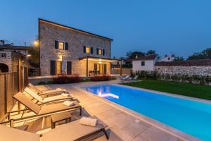 Villa Hizina Veleniki