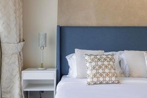 Daniels 1BR Business Bay Partial Burj Khalifa View