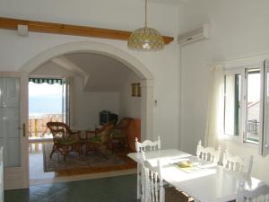 3416-3 Apartment in Bol with sea view, balcony, air conditioning, WiFi