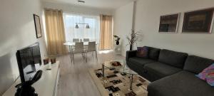 Gormsgade 96. 3. dør 12 (id.033)