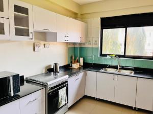 Spacious 3 Bedroom Apartment Excellent Location Bugolobi Kampala - Immersion 1