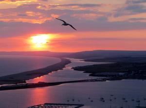 Chiswell Cottage a large family nr WPNSA & Beach