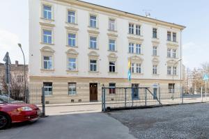 Sweet Family Apartment Chodkiewicza Rondo Grzegórzeckie by Noclegi Renters